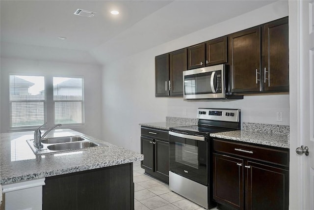 571 Taggart Trl, Jarrell, TX 76537 - photo 4