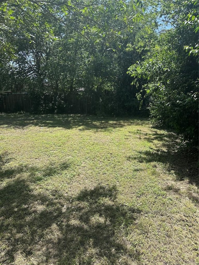 604 S Vandeveer St, Burnet, TX 78611 - photo 7