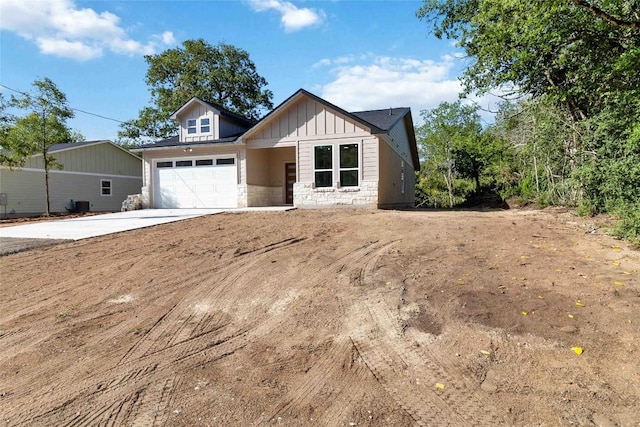 150 Palikea Ct, Bastrop, TX 78602 - photo 1