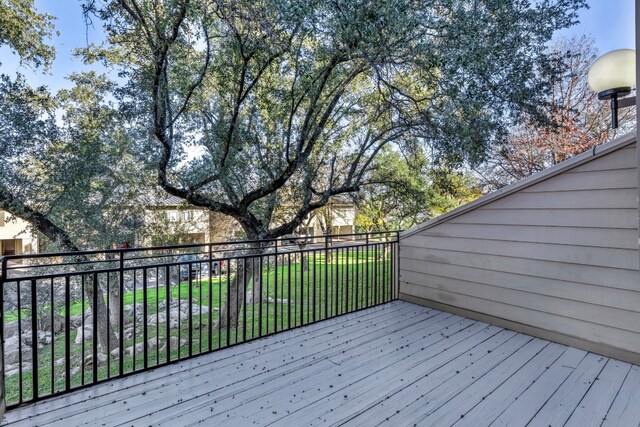 305 Poker Chip Unit 143, Horseshoe Bay, TX 78657 - photo 2