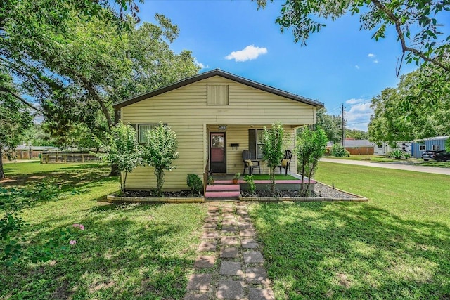 800 Wilkes St, Smithville, TX 78957 - photo 1