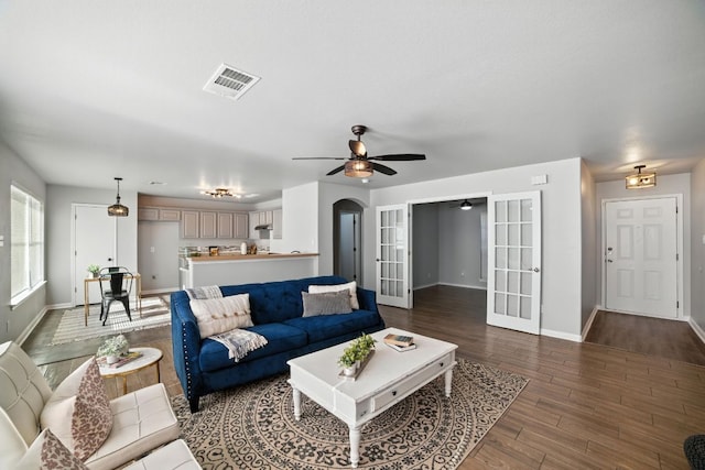 1107 Blewett Dr, Hutto, TX 78634 - photo 2
