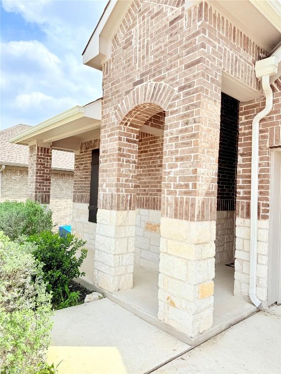 2416 Bear Cub Bnd, Leander, TX 78641 - photo 2