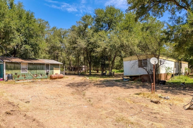 1300 S Webberwood Way, Elgin, TX 78621 - photo 4