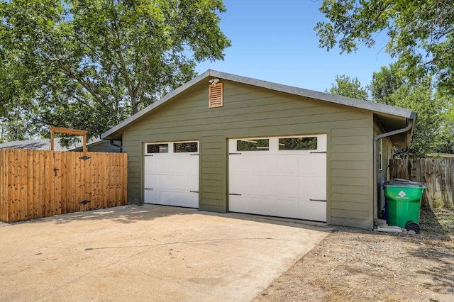 207 Old Thorndale Rd, Taylor, TX 76574 - photo 3