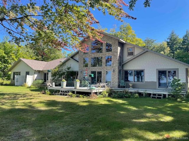 Listing photo 2 for 309N Sunset Beach Dr, Manistique MI 49854