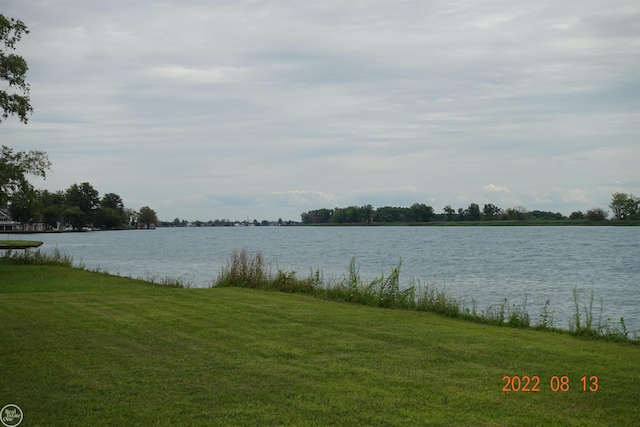 9450 S Channel, Harsens Island, MI 48028