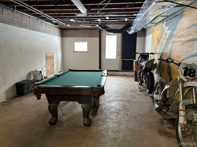 game room featuring billiards