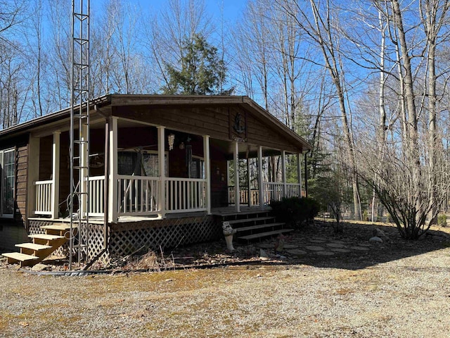 view of front of house featuring a porch