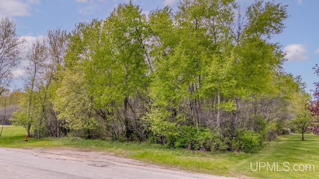 1930 S 22nd St, Escanaba, MI 49829