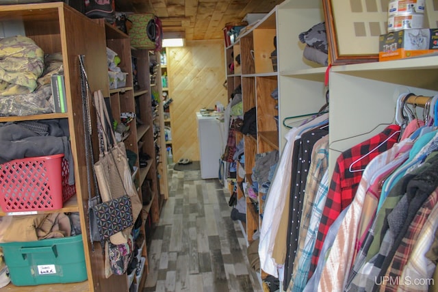 storage area featuring washer / clothes dryer