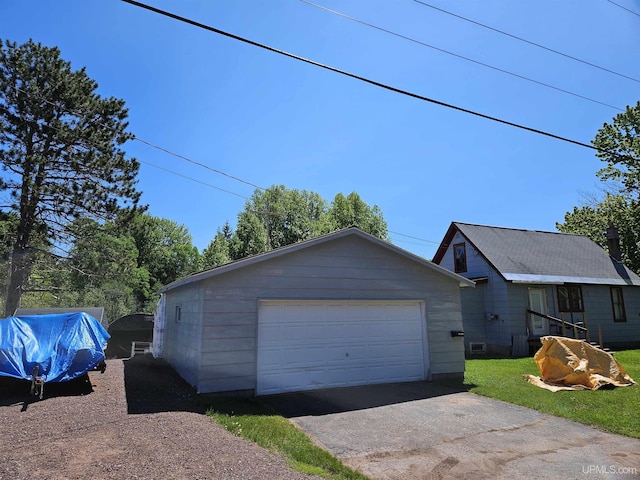 view of detached garage