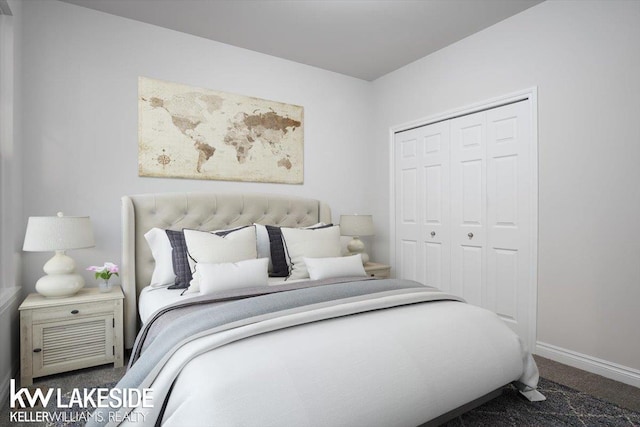 carpeted bedroom featuring a closet