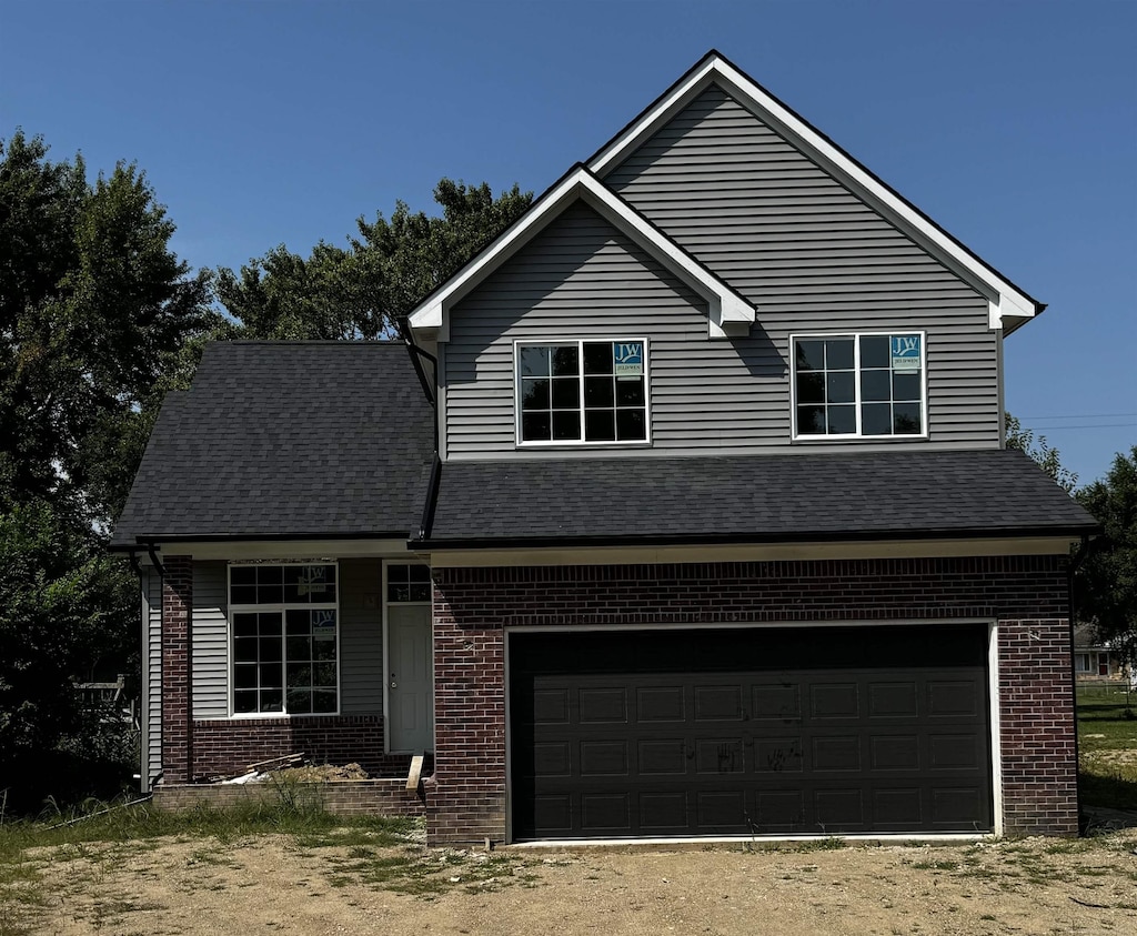 view of front facade featuring a garage