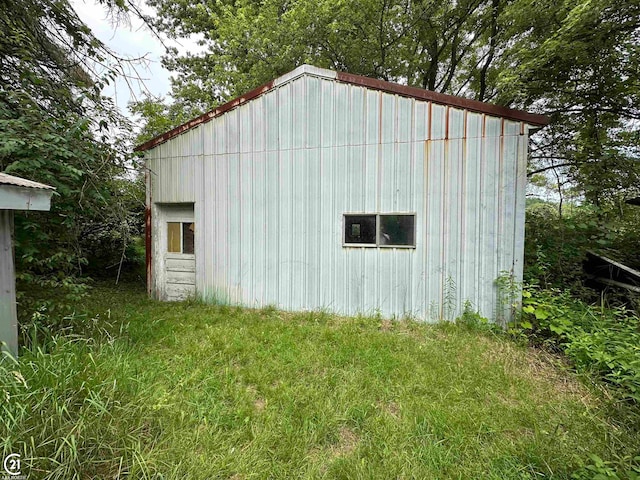 view of shed / structure