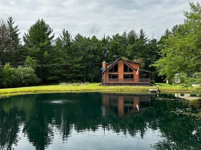 view of water feature