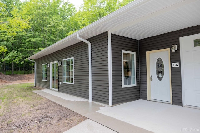 view of entrance to property