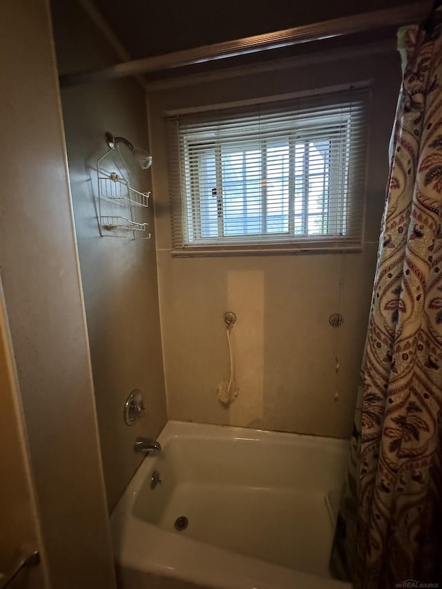 full bathroom featuring shower / tub combo