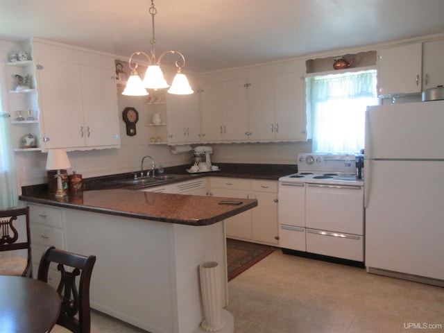 kitchen featuring decorative light fixtures, kitchen peninsula, white appliances, sink, and light tile patterned floors