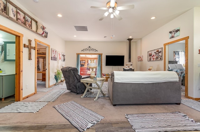 living room featuring ceiling fan