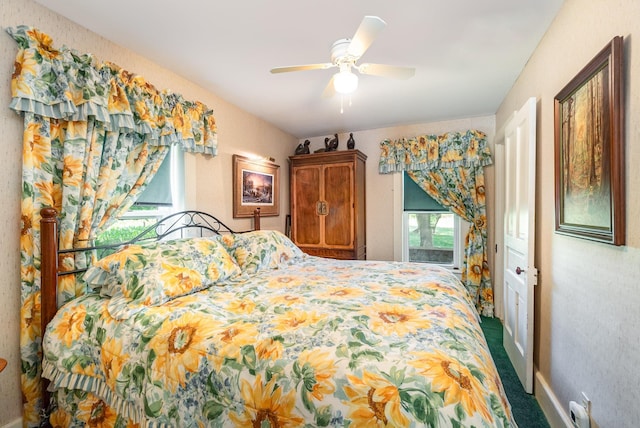 bedroom with ceiling fan