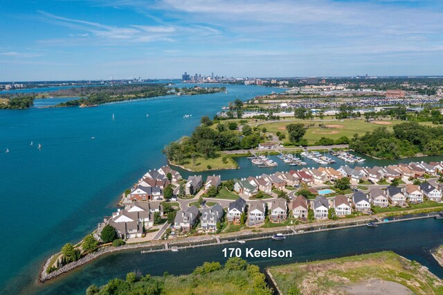 bird's eye view featuring a water view