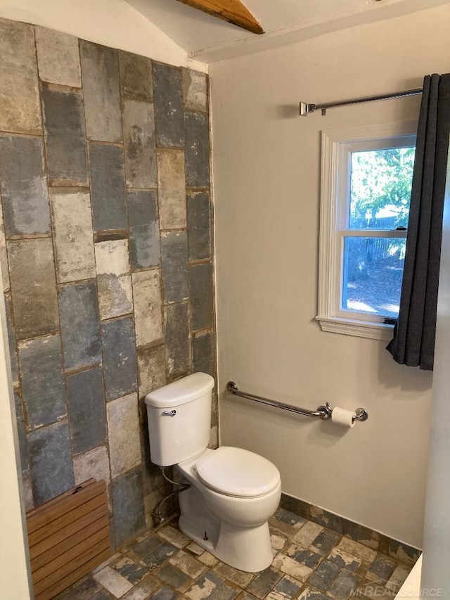 bathroom featuring toilet