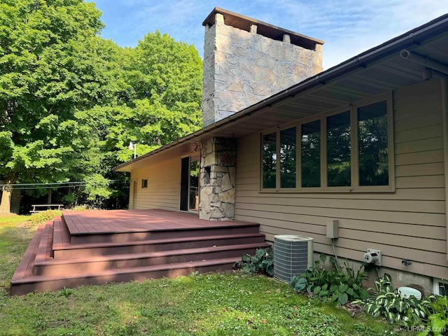 deck with central AC unit