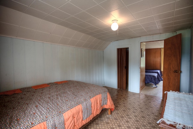 bedroom featuring carpet flooring