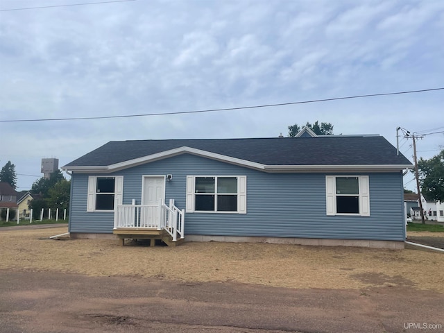 view of front of property