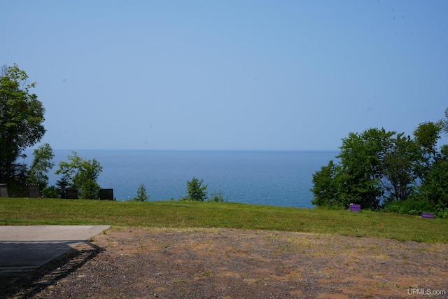 view of water feature