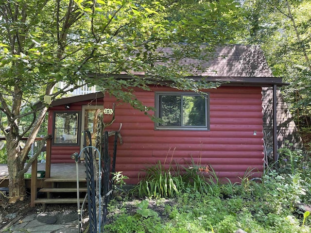 view of outbuilding