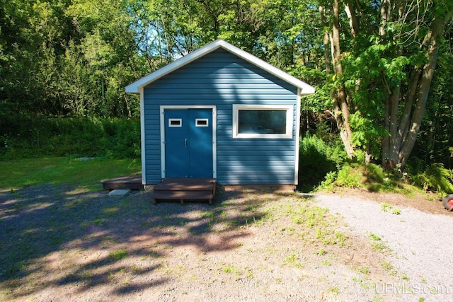 view of outdoor structure