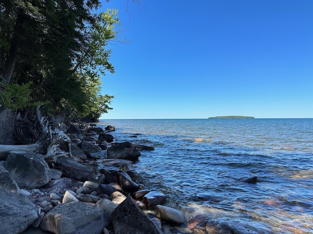 TBD Reindeer Run, Munising, MI 49862