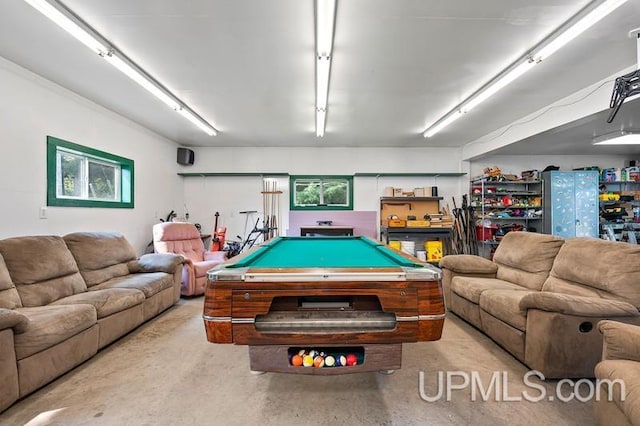 recreation room with pool table