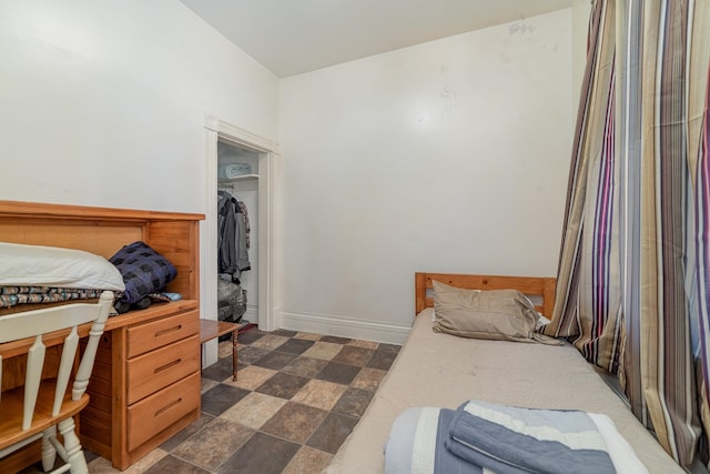 bedroom featuring a closet