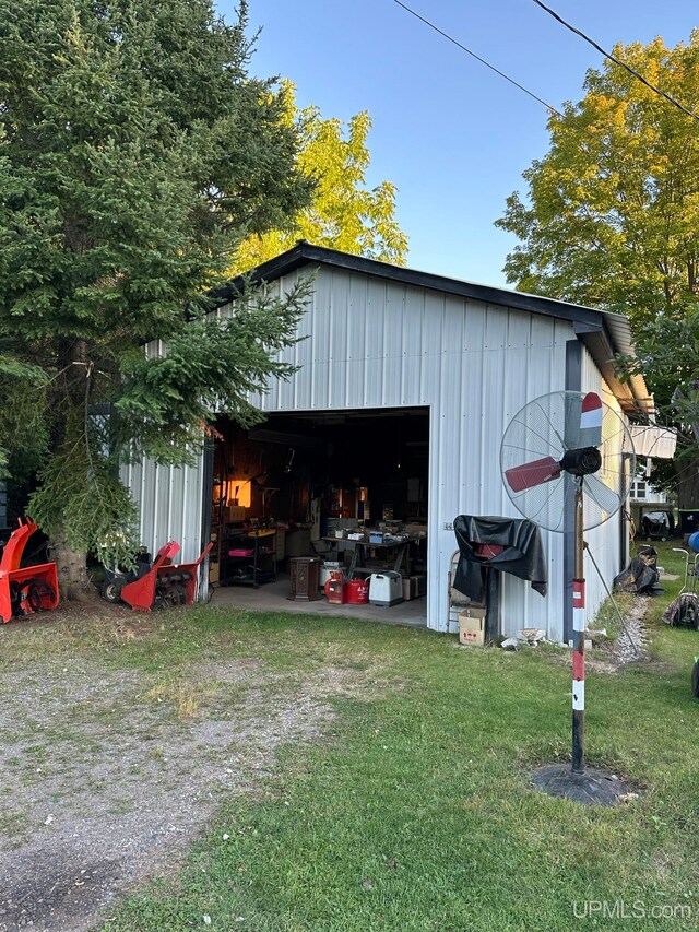 904 W A St, Iron Mountain, MI 49801 - view of outbuilding