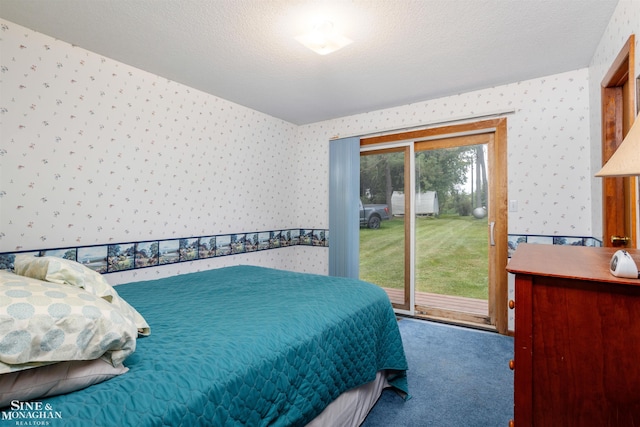 2771 Hemlock Rd, Quincy, MI 49082 - carpeted bedroom featuring wallpapered walls, access to exterior, and a textured ceiling