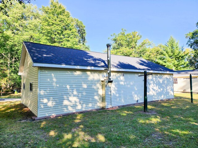 exterior space featuring a yard