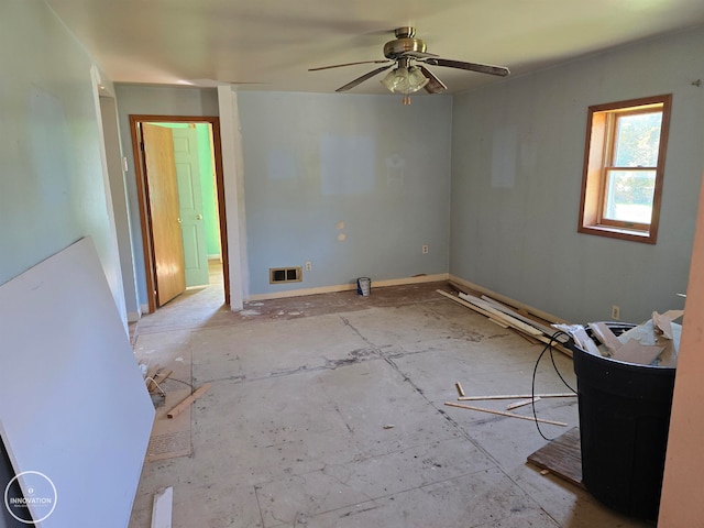 spare room featuring ceiling fan