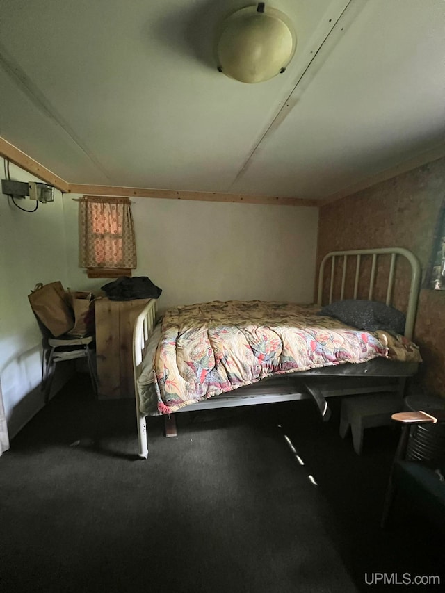 bedroom featuring carpet floors