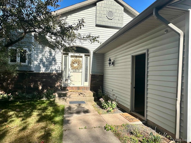 view of property entrance