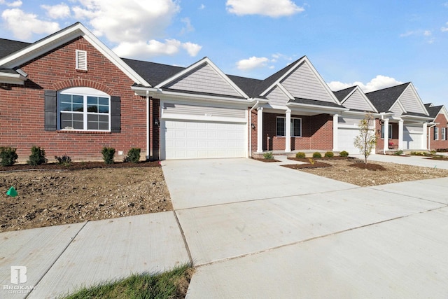 view of front facade featuring a garage