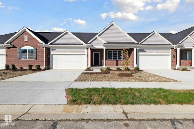 view of front facade with a garage