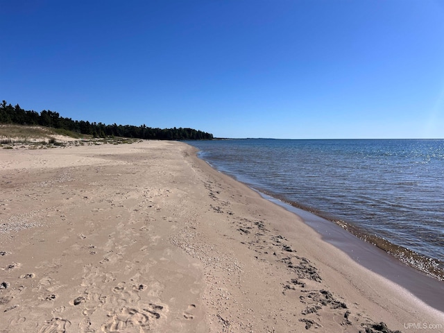 Listing photo 2 for TBD Michibay Dr, Manistique MI 49854