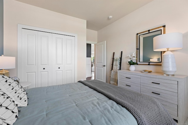 bedroom with a closet