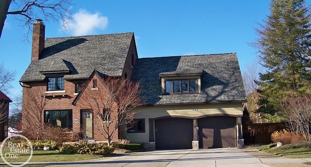 view of front of home featuring a garage