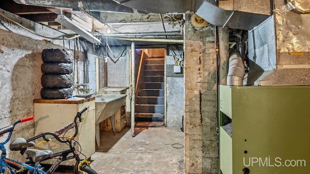 view of unfinished below grade area