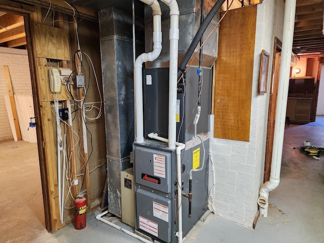 5206 Wolf Ln, Farwell, MI 48622 - view of utility room