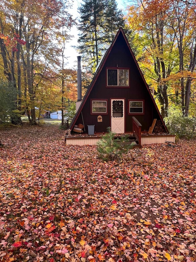 view of property exterior